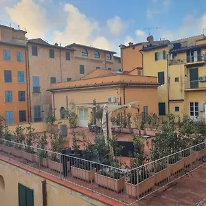 Mossotti Street Piza